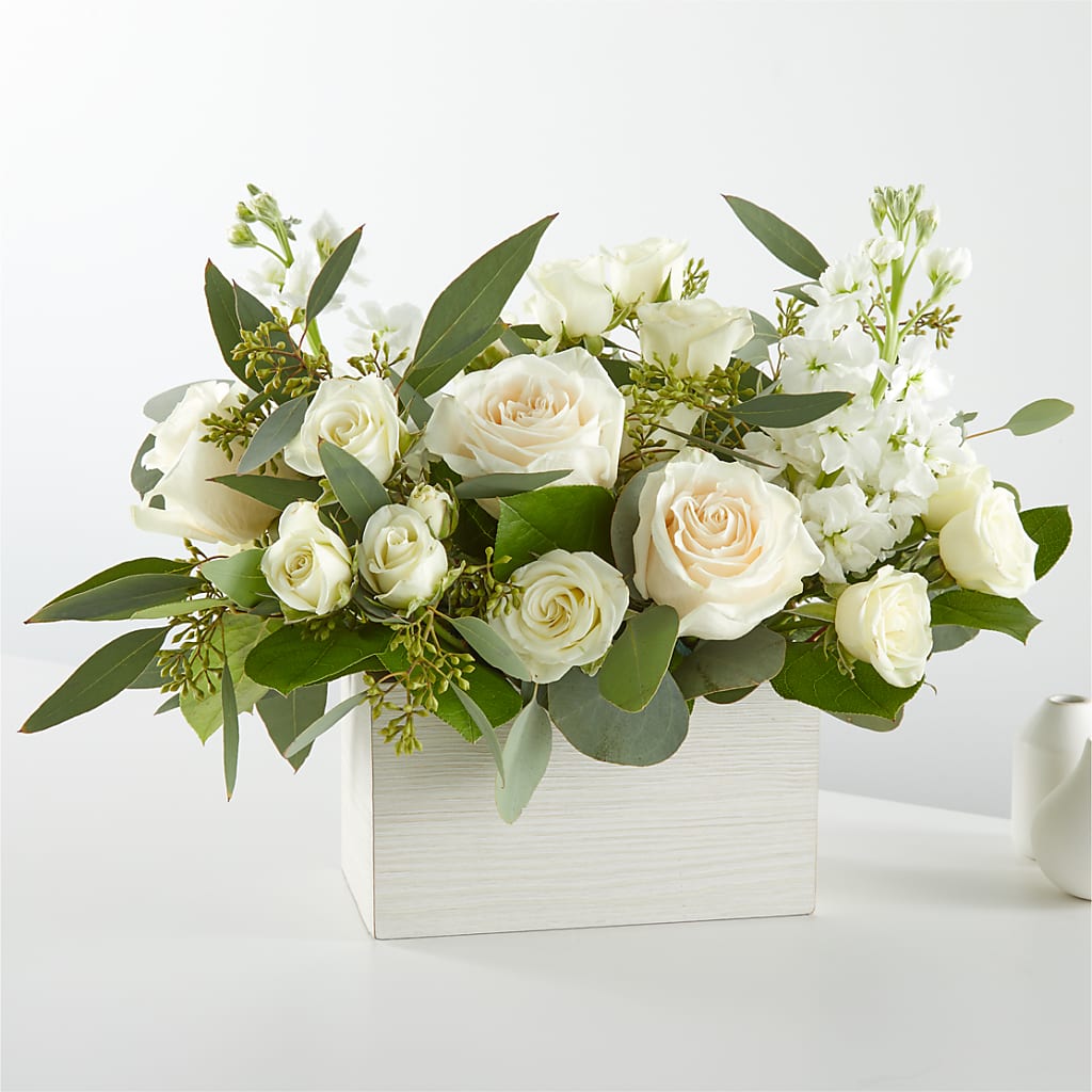 Fresh Linen Box Bouquet – My Enchanted Florist, Sandy Spring MD