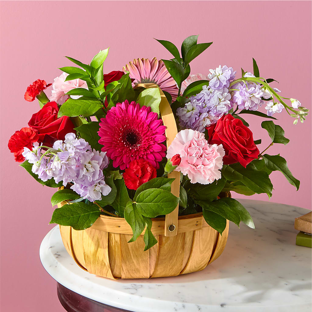 Pink Picnic Basket – My Enchanted Florist, Sandy Spring MD