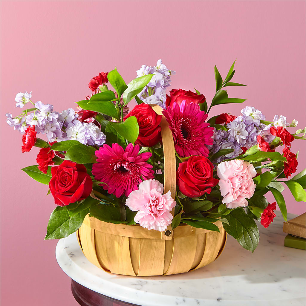Pink Picnic Basket – My Enchanted Florist, Sandy Spring MD