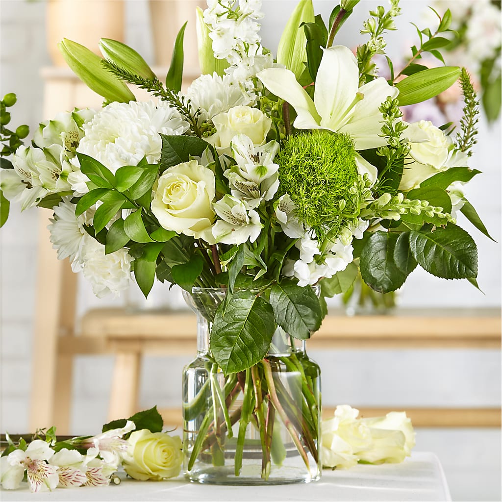 Classic Ivory – A Florist Original – My Enchanted Florist, Sandy Spring MD
