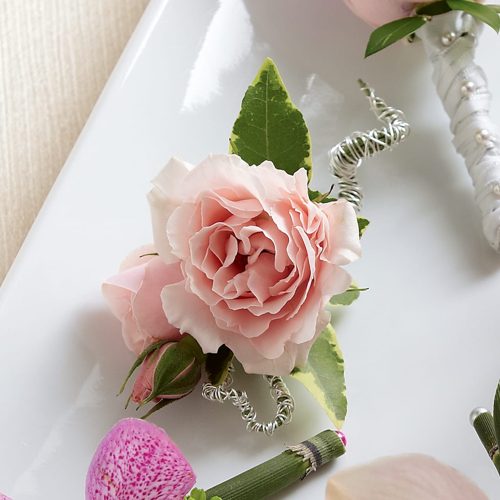 Pink Spray Rose Boutonniere – My Enchanted Florist, Sandy Spring MD