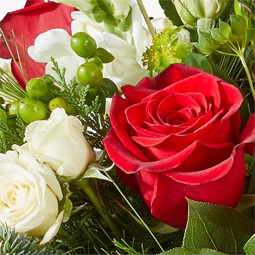 Deck the Halls Bouquet –  My Enchanted Florist, Sandy Spring MD